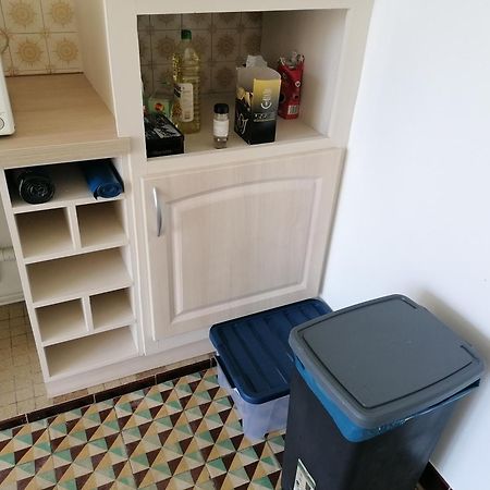 Chambre Parentale Chez L'Habitant Saint-Corneille Exterior foto